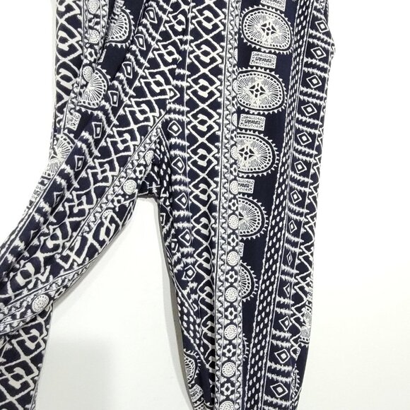 INC International Concepts | Short Sleeve Cold Shoulder Jumpsuit V-Neckline L - Picture 7 of 11